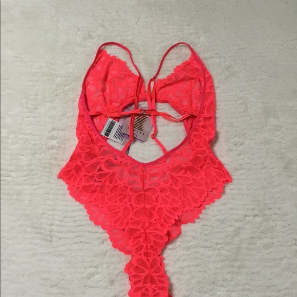 Savage X Fenty Savage Not Sorry Lace Bodysuit size medium - Picture 6 of 9